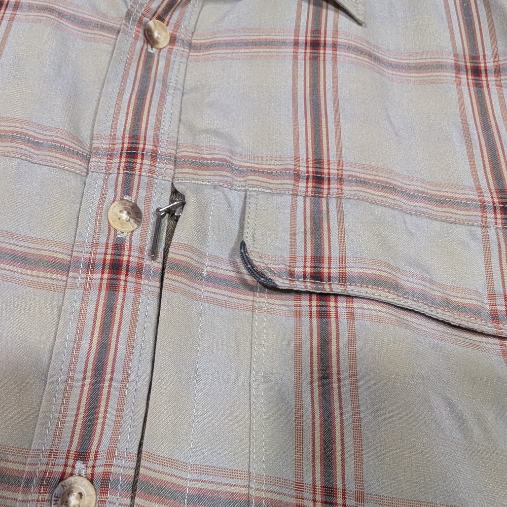 North Face Men's Plaid Short Sleeve Shirt - Picture 2 of 11